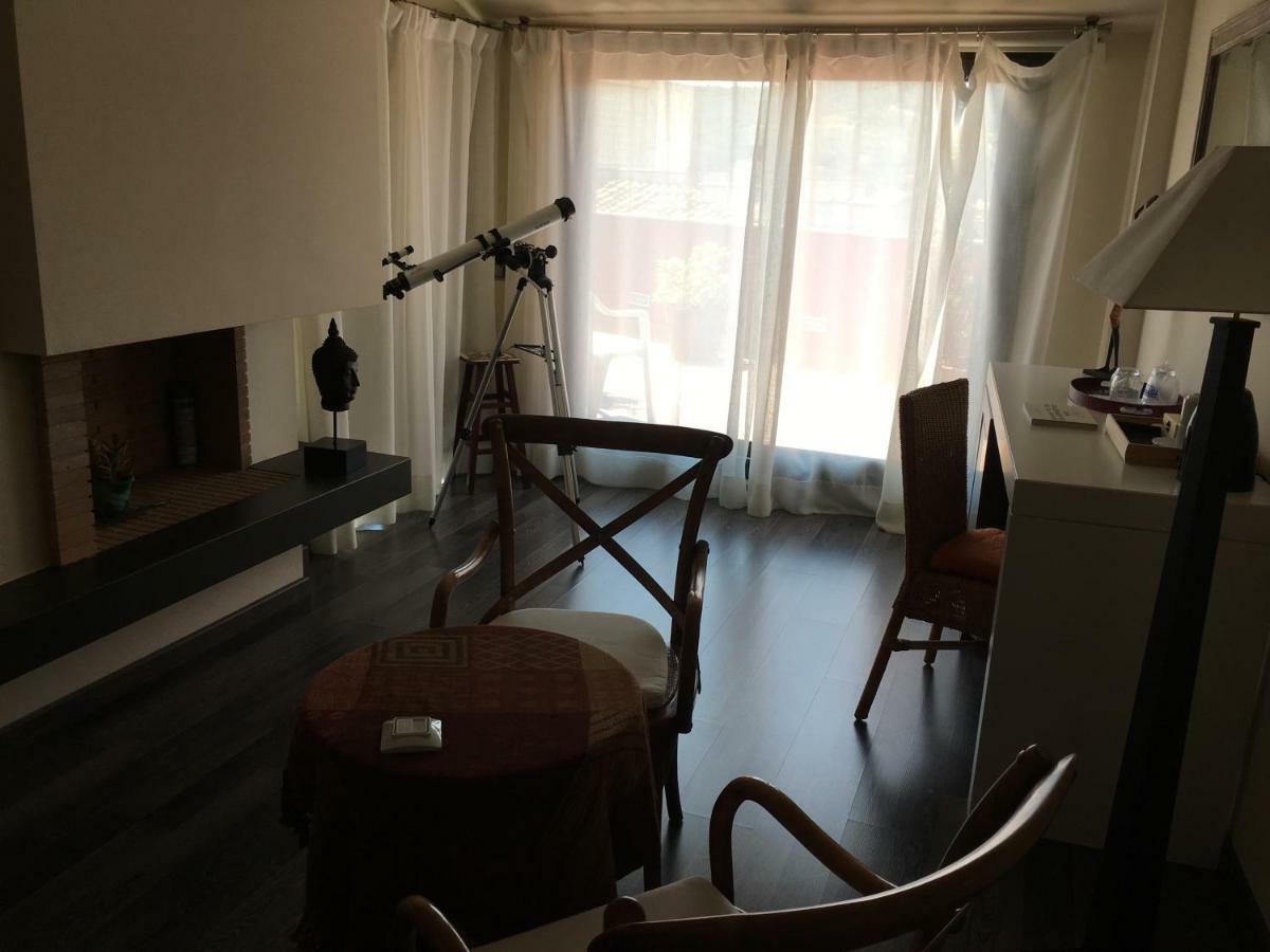 Hotel Calabria La Garriga Zewnętrze zdjęcie
