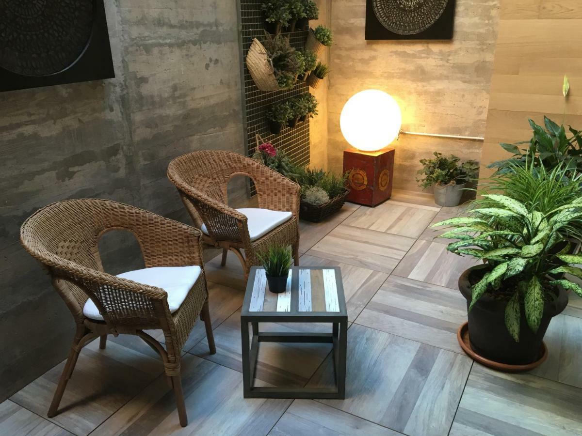 Hotel Calabria La Garriga Zewnętrze zdjęcie